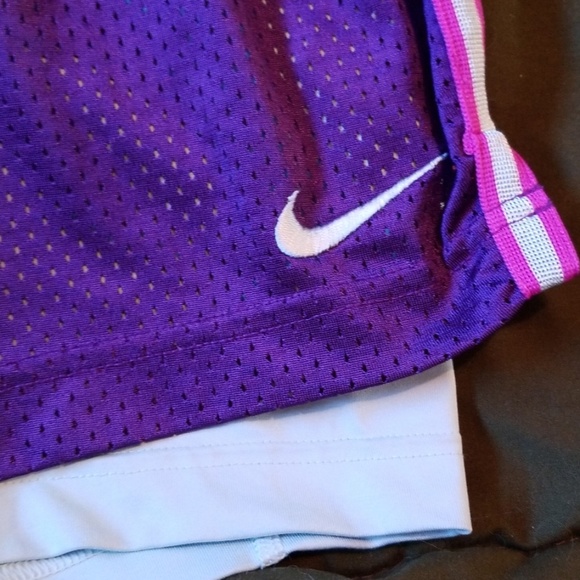 Nike Dri-fit Shorts - Picture 2 of 3